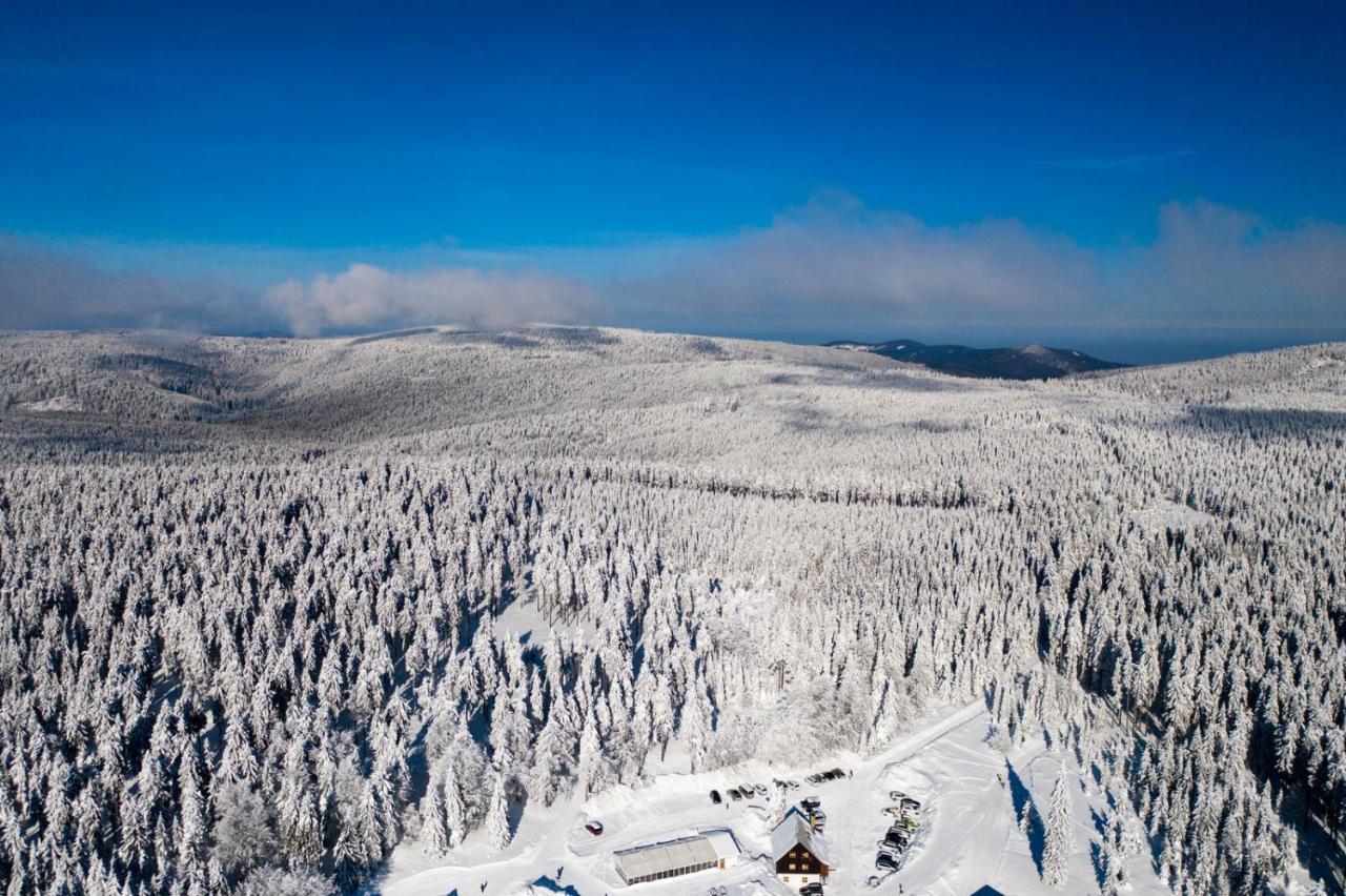 Horsky Hotel Paprsek Stare Mesto  Luaran gambar