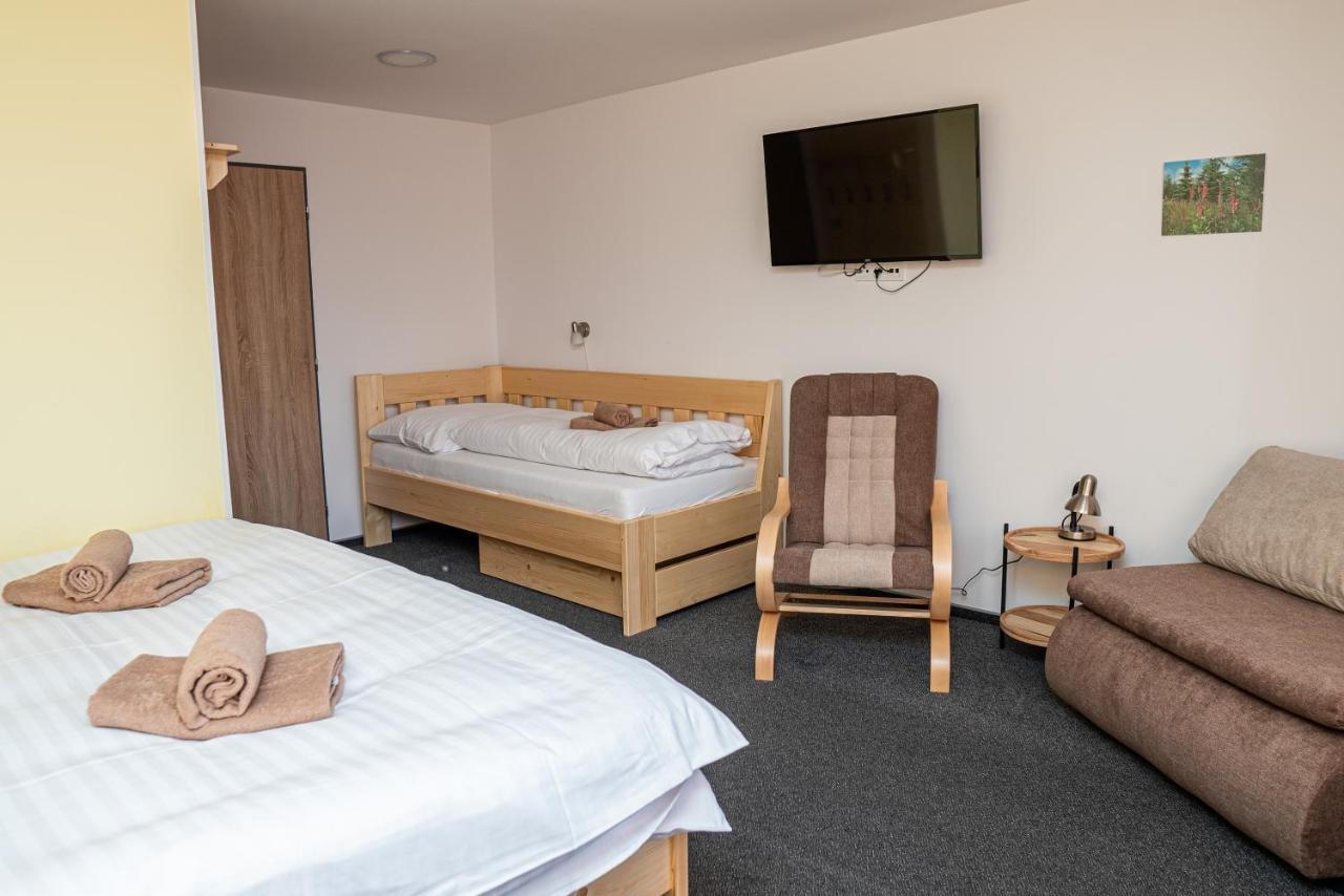 Horsky Hotel Paprsek Stare Mesto  Luaran gambar