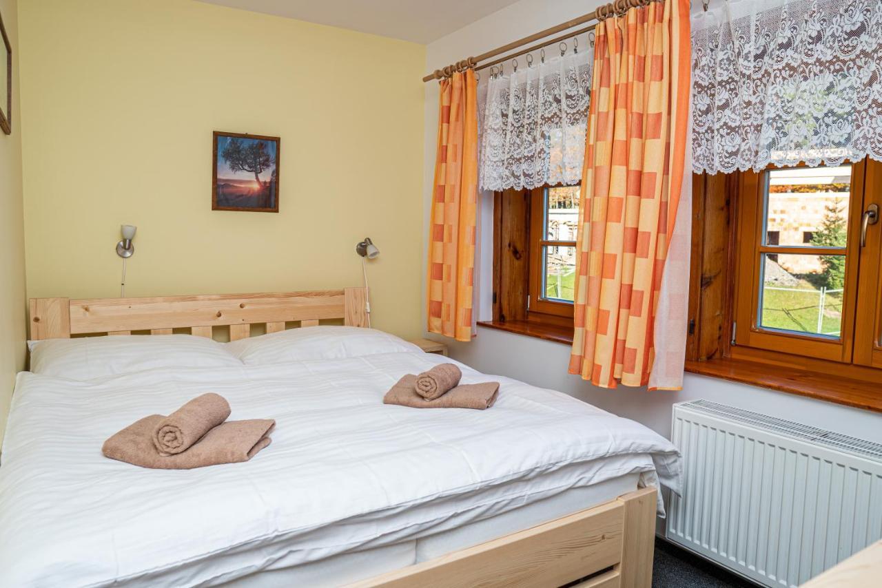 Horsky Hotel Paprsek Stare Mesto  Luaran gambar