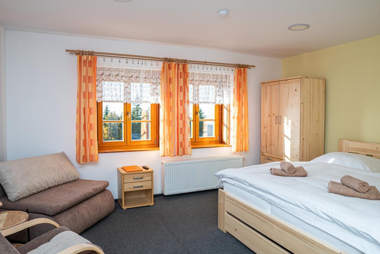 Horsky Hotel Paprsek Stare Mesto  Luaran gambar