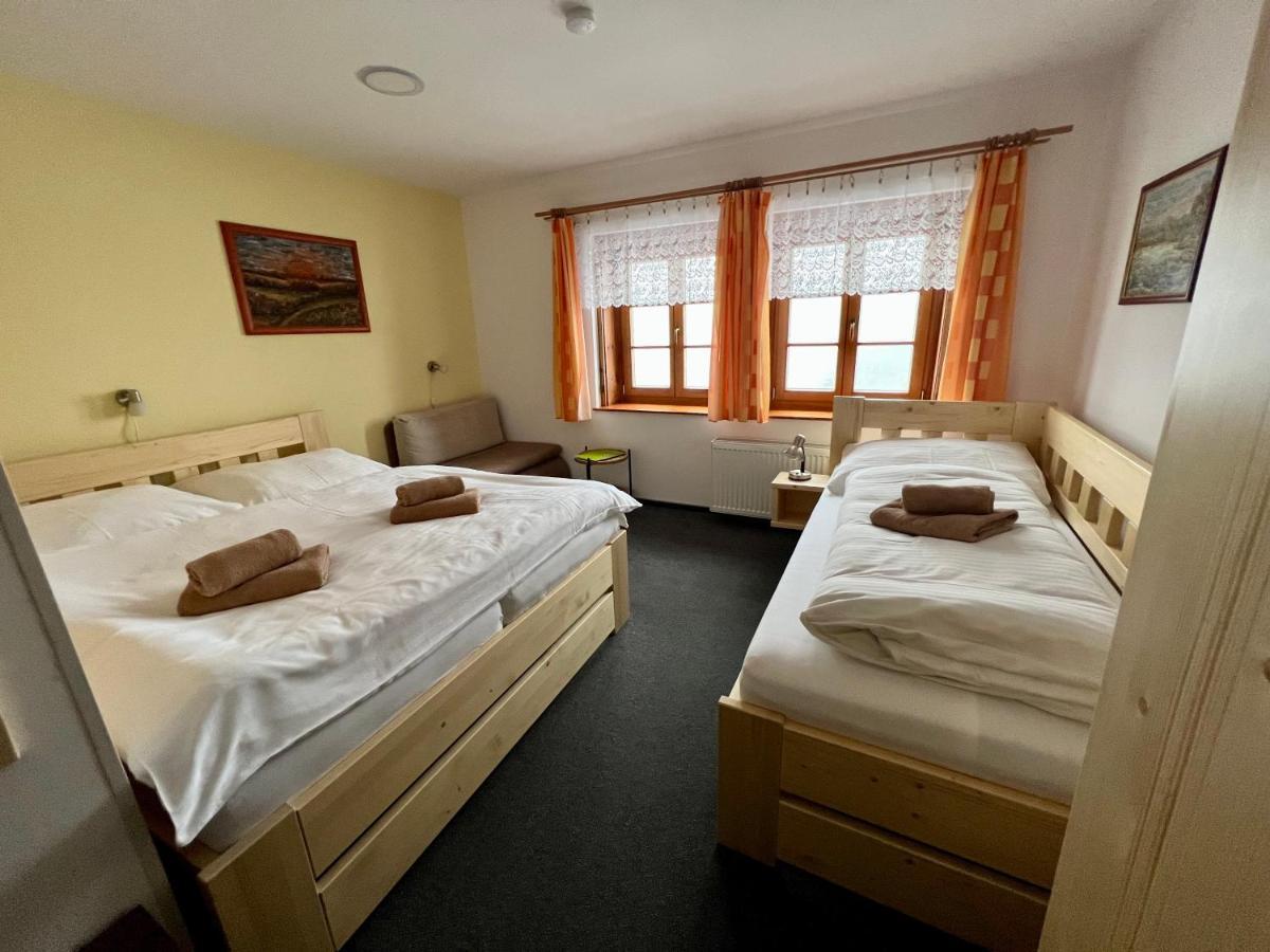 Horsky Hotel Paprsek Stare Mesto  Luaran gambar