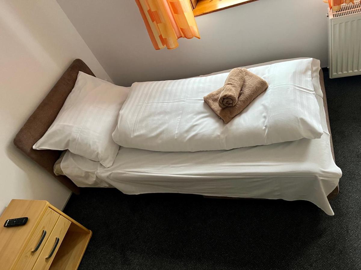 Horsky Hotel Paprsek Stare Mesto  Luaran gambar